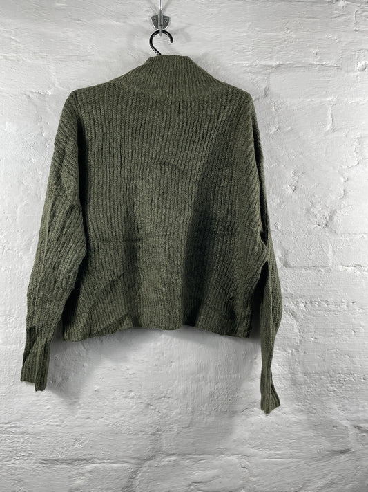 Calvin Klein Jeans – Olivgrüner Quarter-Zip Strickpullover, Größe S