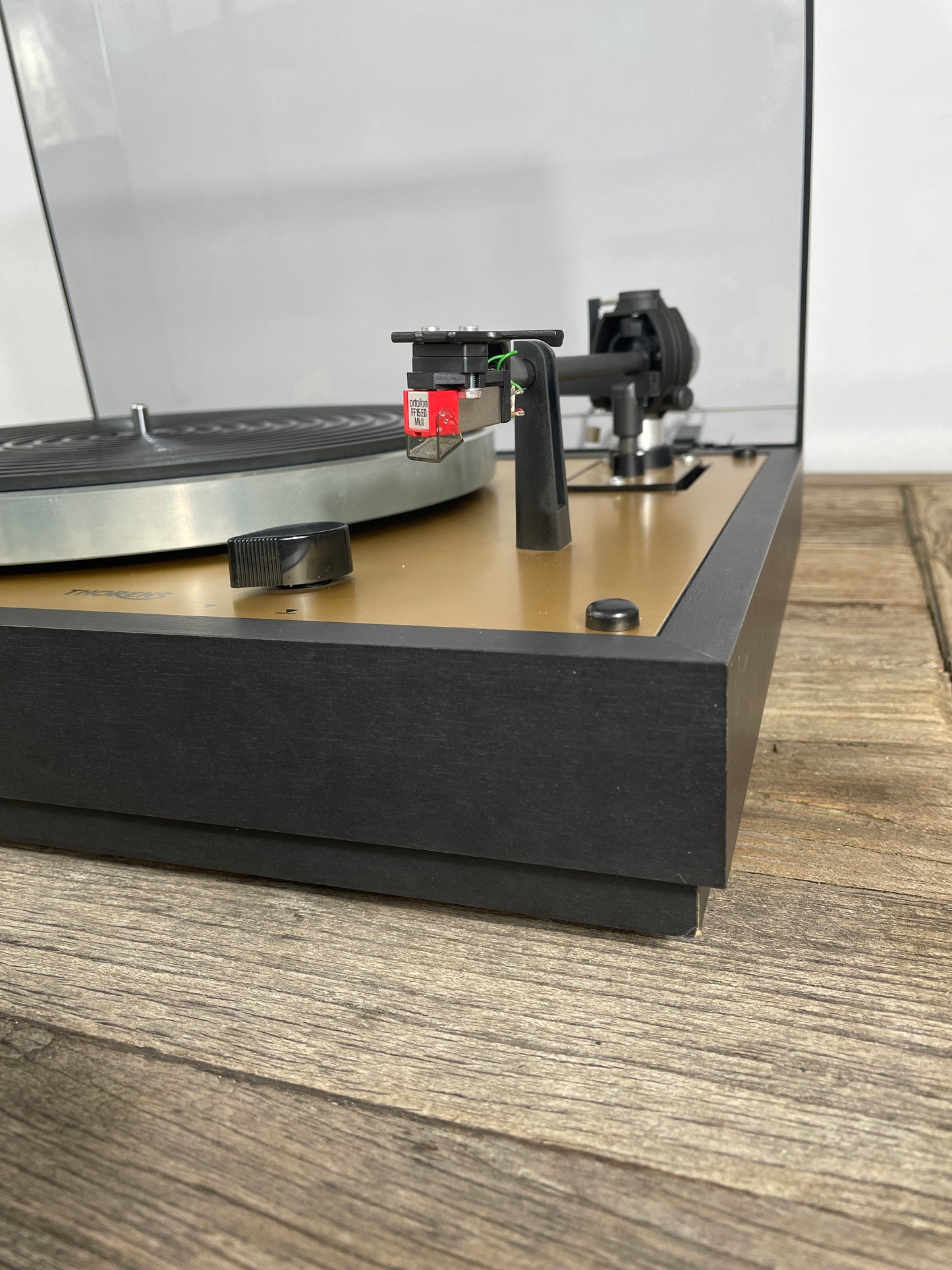 Thorens TD 146 Plattenspieler