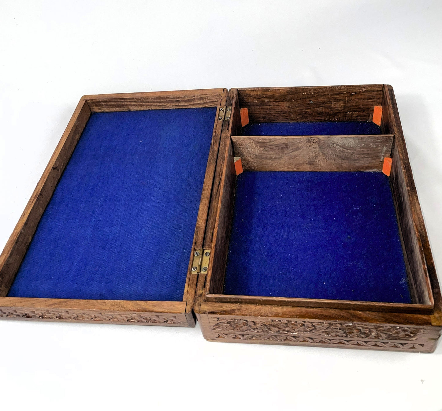 Handgeschnitzte Holzschatulle - Intarsienarbeit mit Perlmutt, Vintage Schmuck- oder Aufbewahrungsbox