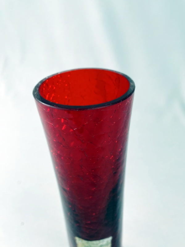 Glasvase mundgeblasen – Rubinrot mit Crackle-Struktur, Handarbeit, 60er/70er Jahre
