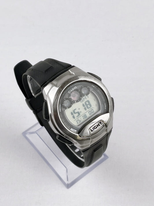 Casio W-755 Herrenarmbanduhr – Digital, Illuminator, 10BAR, Multifunktion