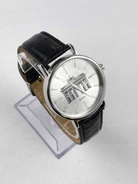 Eiger Armbanduhr mit Brandenburger Tor Zifferblatt – Silberfarben, Schwarz, Lederarmband