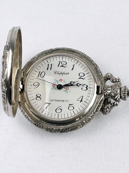 Clipper Taschenuhr Antimagnetic – Versilbertes Gehäuse mit Jagdmotiv