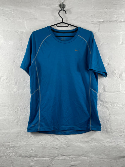 Nike – Dri-FIT Performance Shirt in Blau, Größe M