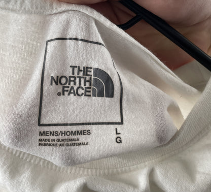The North Face – White Logo T-Shirt, size L