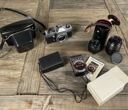Praktica MTL 5B – Spiegelreflexkamera Set mit Pentacon 50mm & Carl Zeiss Jena Sonnar 135mm (Vintage Fototechnik)