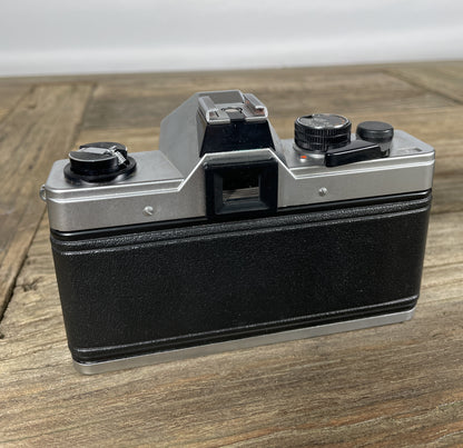 Praktica MTL 5B – Spiegelreflexkamera Set mit Pentacon 50mm & Carl Zeiss Jena Sonnar 135mm (Vintage Fototechnik)
