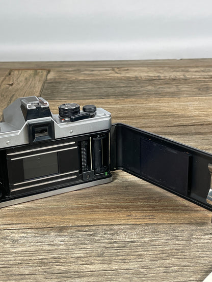Praktica MTL 5B – Spiegelreflexkamera Set mit Pentacon 50mm & Carl Zeiss Jena Sonnar 135mm (Vintage Fototechnik)