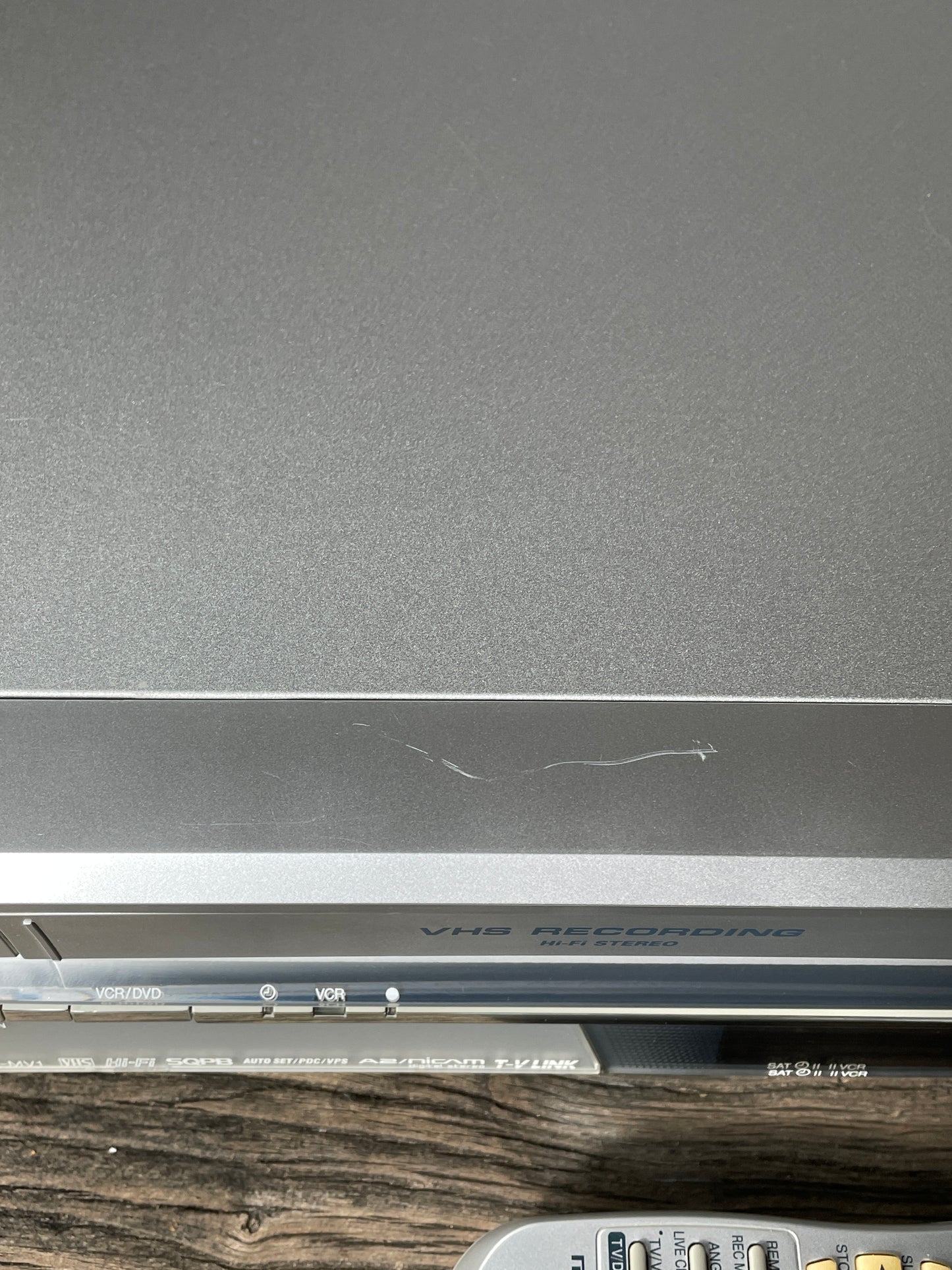 JVC DR-MV1SE – DVD/VHS Recorder Kombigerät mit Fernbedienung (Retro Home Entertainment)
