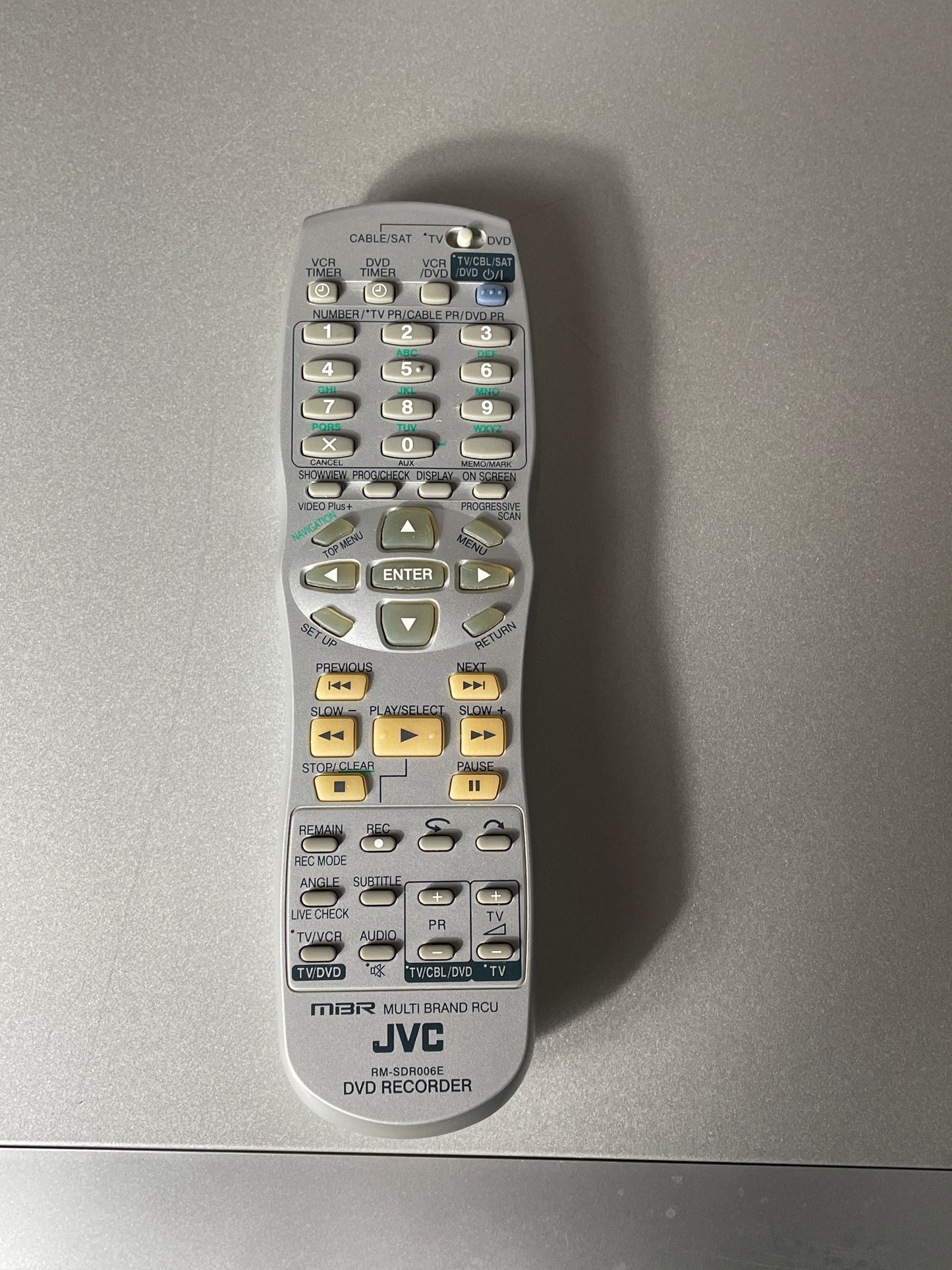 JVC DR-MV1SE – DVD/VHS Recorder Kombigerät mit Fernbedienung (Retro Home Entertainment)