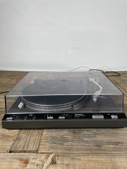 Technics SL-3310 Direktantrieb Plattenspieler – gewartet – Haube mit neuen Haltenasen