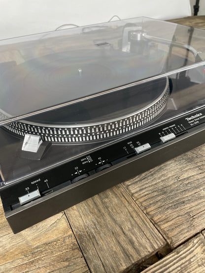 Technics SL-3310 Direktantrieb Plattenspieler – gewartet – Haube mit neuen Haltenasen