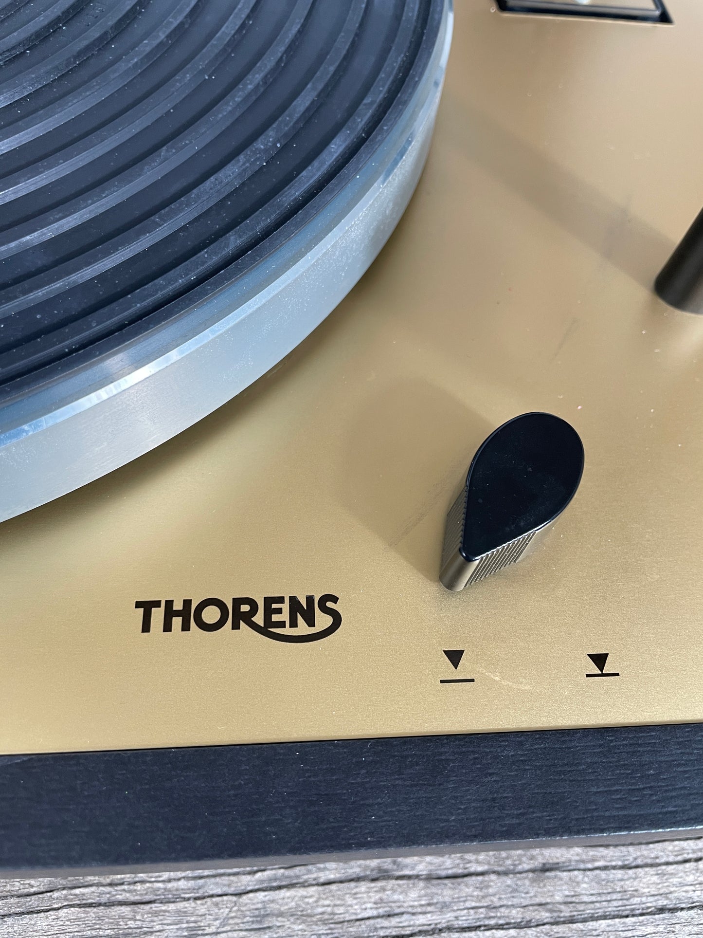 Thorens TD 146 Plattenspieler