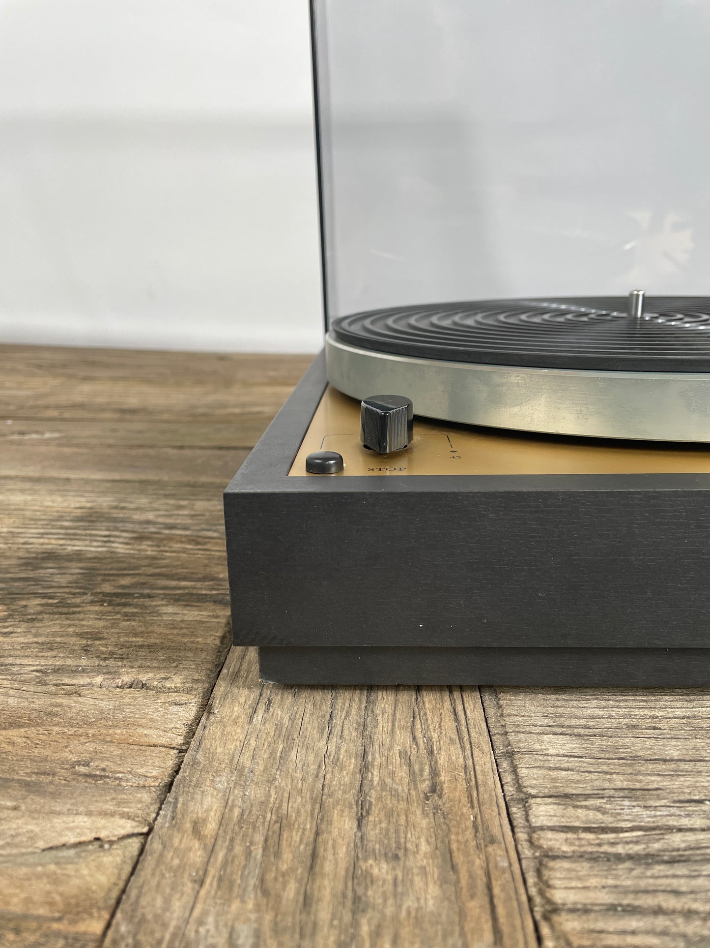 Thorens TD 146 Plattenspieler