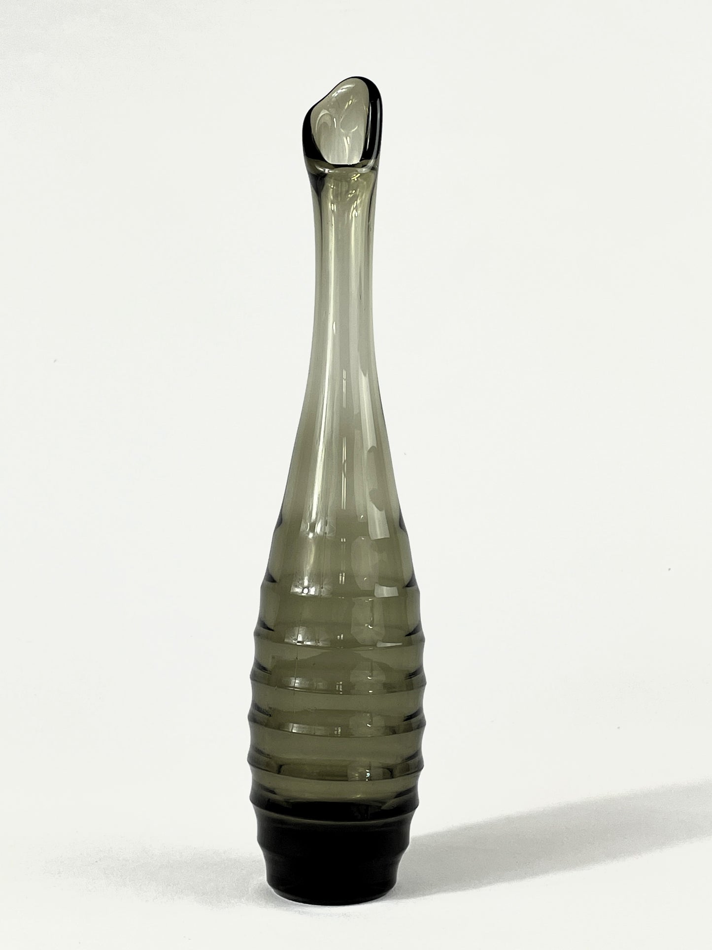 Carola-Vase - Fritz Keuchel für VEB Glaswerk Schwepnitz, Rauchglas, 1960er Jahre, 33 cm