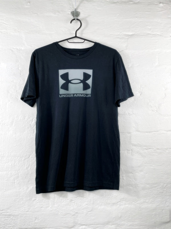 Under Armour – Logo Performance T-Shirt (Black, Size YXL ≈ S)