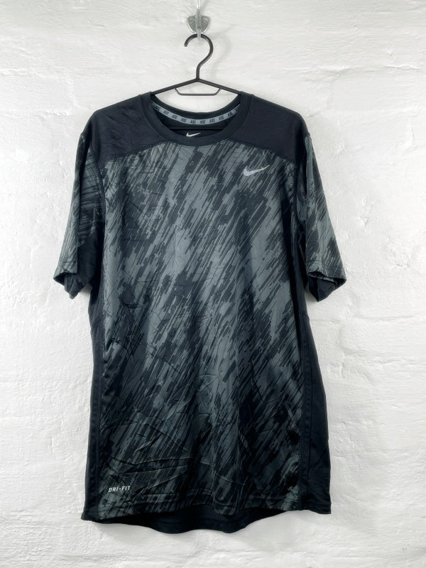Nike – Dri-Fit Training Tee Black Pattern (approx. early 2010s)