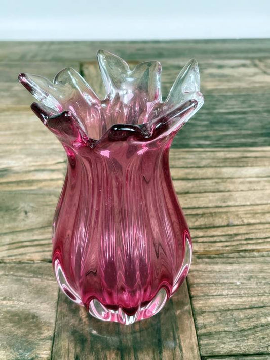 Kleine roséfarbene Glasvase im Art-Glass-Stil – Vintage Objekt, ca. 15 cm
