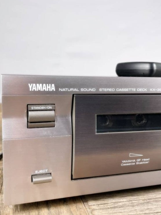 Yamaha KX-393 Stereo Kassettendeck – Natural Sound, Fernbedienung, geprüft