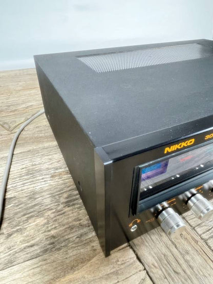 Nikko 3035 Stereo Receiver – sehr dunkle blaue Blende, Holzgehäuse, geprüft