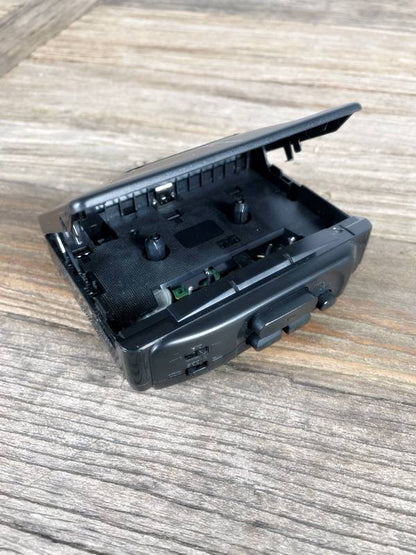 Sony Walkman WM-EX30 – tragbarer Kassettenspieler, geprüft, ohne Kopfhörer