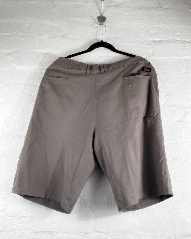 Braune Dickies Shorts – Workwear Style, Unisex, Größe ca. W34