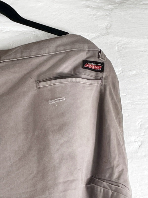 Braune Dickies Shorts – Workwear Style, Unisex, Größe ca. W34