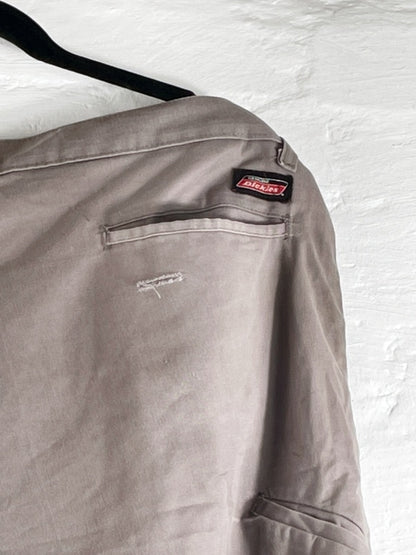 Braune Dickies Shorts – Workwear Style, Unisex, Größe ca. W34