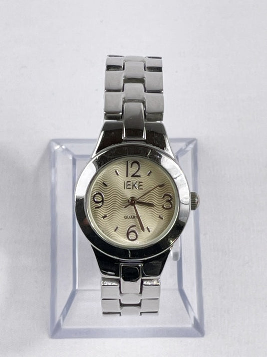 IEKE Damen Armbanduhr – Edelstahl, Quarzwerk, Silberarmband