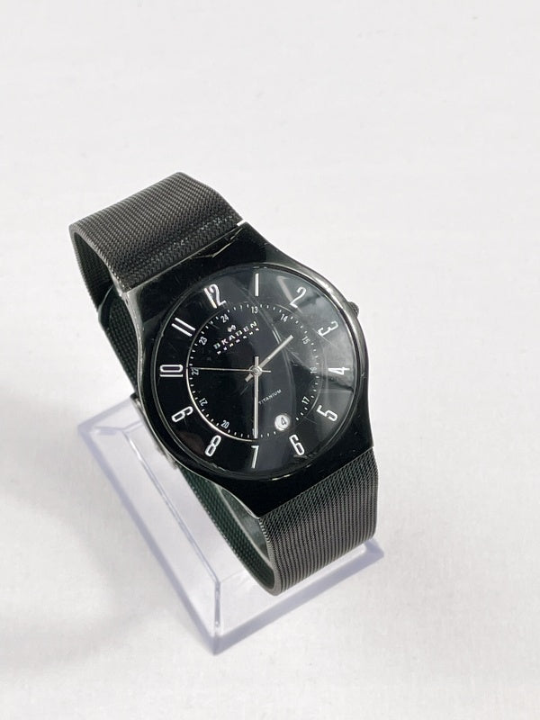 Skagen Denmark Herrenarmbanduhr – Titanium, schwarzes Zifferblatt, Mesh-Armband