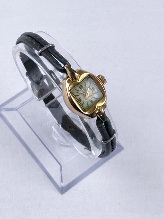 Damenarmbanduhr UMF Ruhla Vintage – 15 Rubis, Handaufzug, vergoldetes Gehäuse