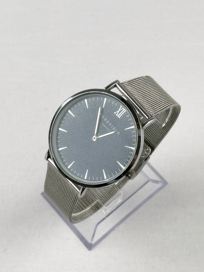 Rosefield Armbanduhr mit silbernem Mesharmband – Vintage Design, Blaues Zifferblatt, Unisex