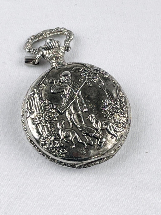 Clipper Taschenuhr Antimagnetic – Versilbertes Gehäuse mit Jagdmotiv