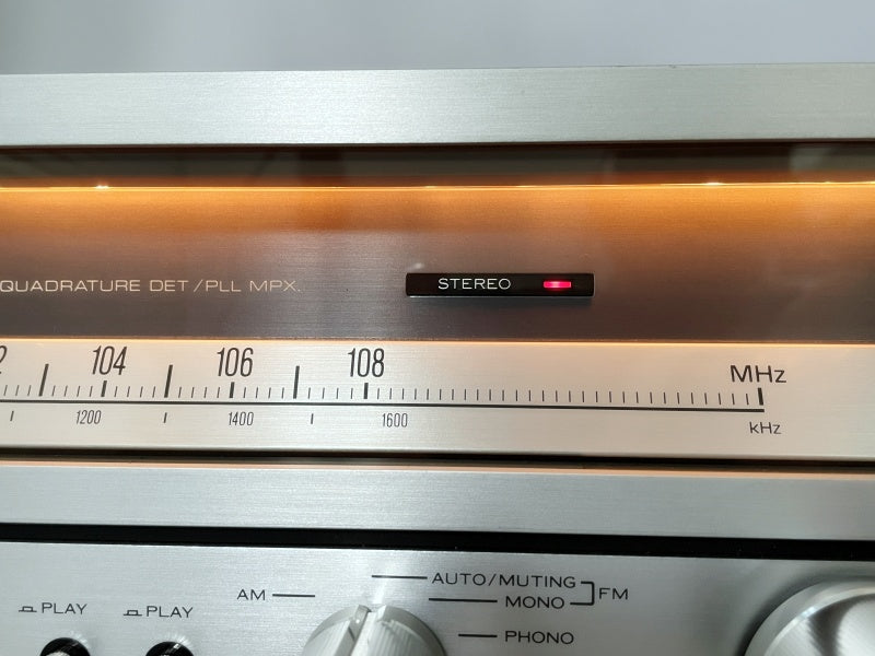 Kenwood KR-3010 – Stereo Receiver 1970er, Retro HiFi Klassiker, Silber