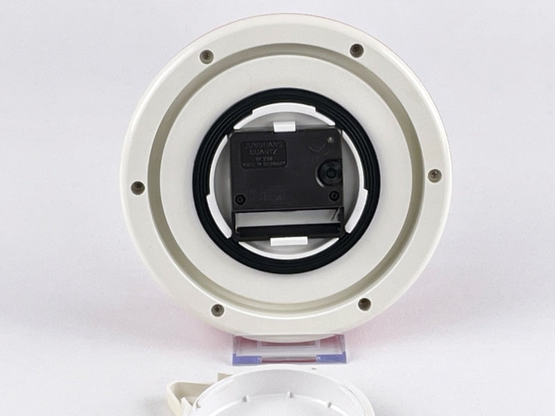 Skyline Quartz Wanduhr – Retro Design, Rot, Made in Germany