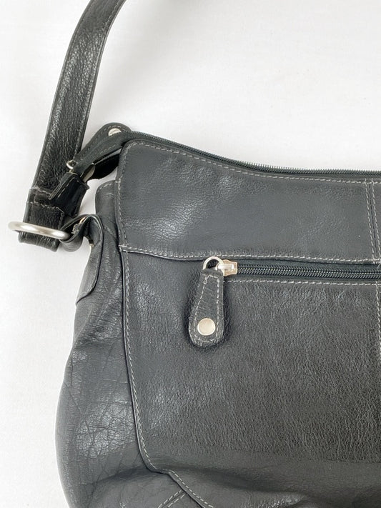 Esprit Damen Handtasche Retro – Schwarz, Kunstleder, Schultertasche