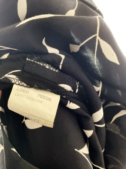Fabiani Kleid – Schwarz mit weißem Blätter-Print, Kurzarm, Viskose, Größe 36