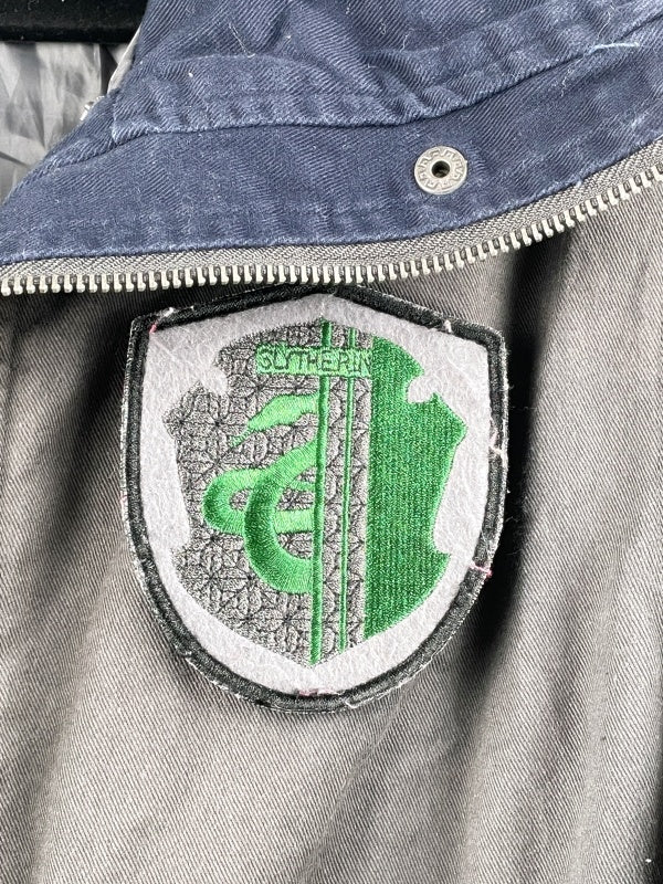 Harry Potter Jacke – Retro Hogwarts Slytherin College Style, Grau/Blau, Größe M