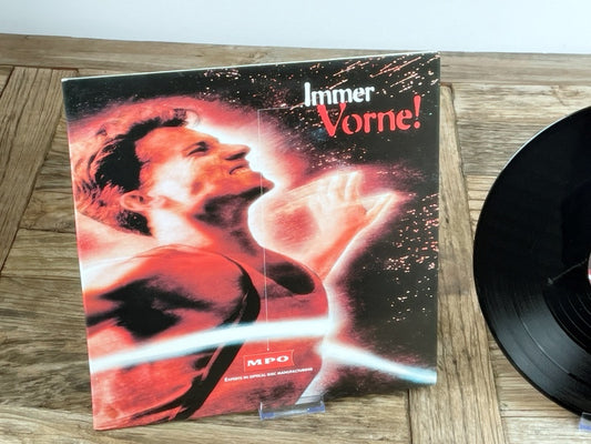 Always in the lead! (LP, MPO 1997) – Retro sampler with 90s pop &amp; dance energy