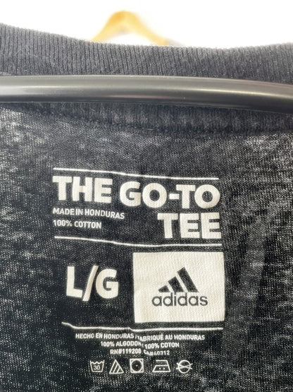 adidas – Greensboro Basketball Retro T-Shirt L (The Go-To Tee, 100% Cotton)