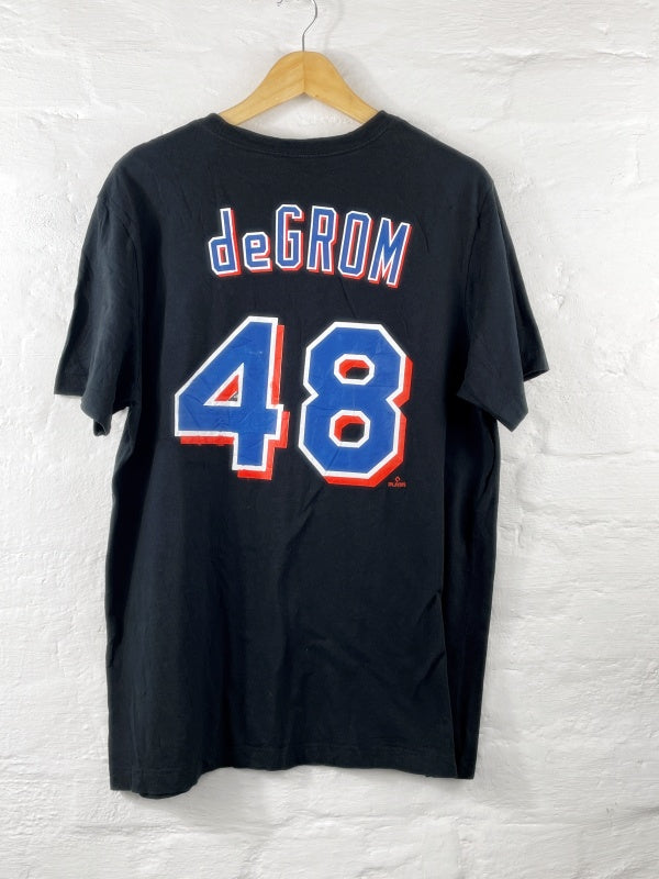 Nike – New York Mets Baseball T-Shirt “deGROM #48” (The Nike Tee, Size L)